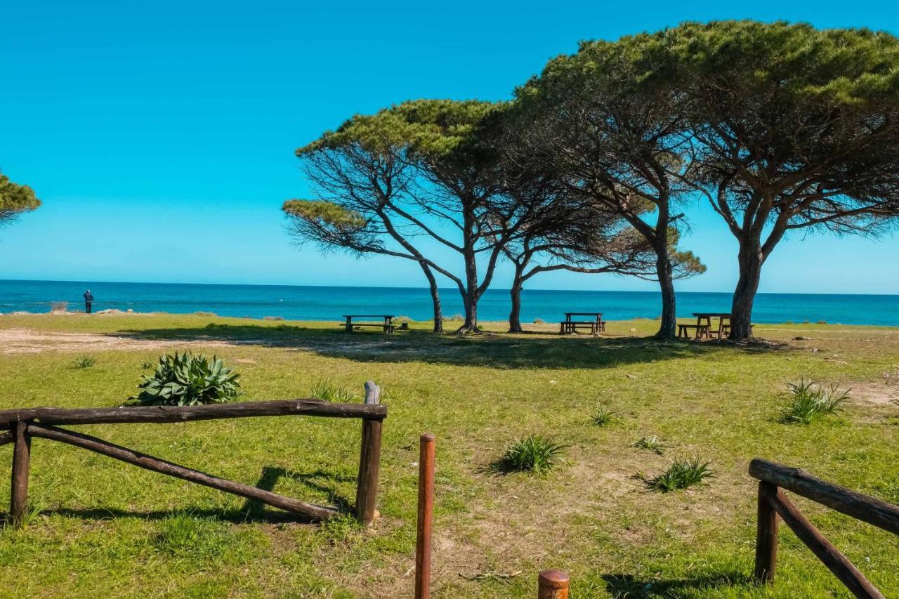 Santu Juanne -Ammentos Posada- A Due Passi Dalla Spiaggia San Giovanni  Ngoại thất bức ảnh