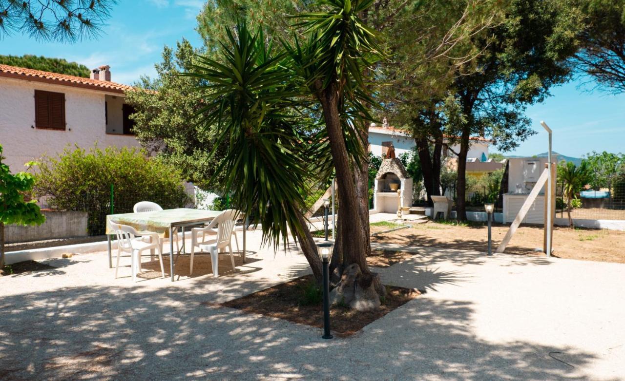 Santu Juanne -Ammentos Posada- A Due Passi Dalla Spiaggia San Giovanni  Ngoại thất bức ảnh